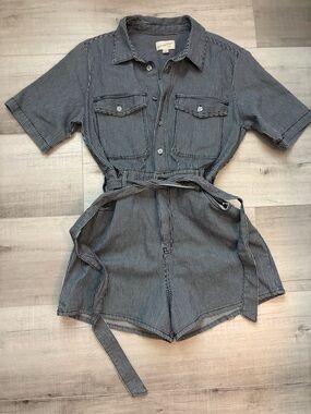 Universal Thread Striped Belted Romper Size 10 Utility Short Sleeve NWT